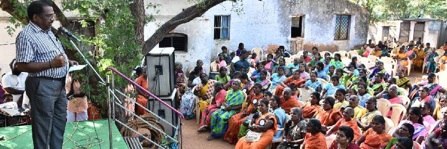 Rural women in a HEAL community meeting, Kanyakumari District